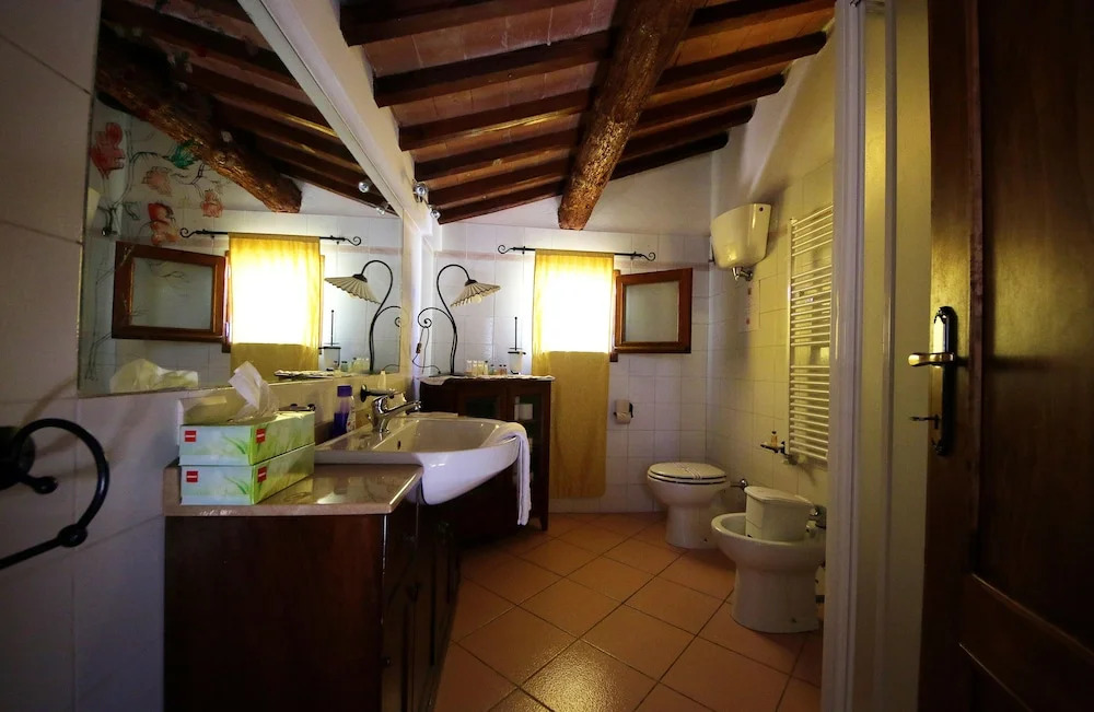 Villa With 2 Bedrooms in Cortona, With Private Pool, Enclosed Garden and Wifi