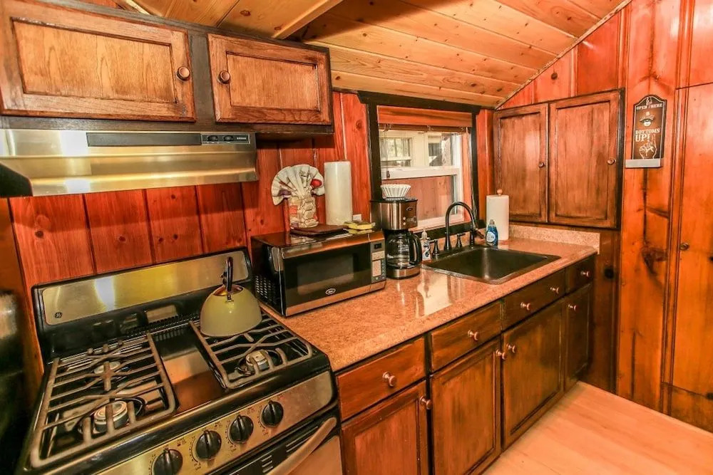 Cozy Cottage For Two