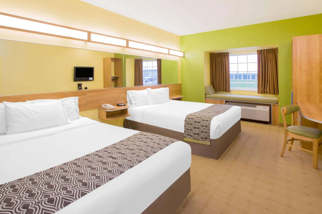Microtel Inn & Suites by Wyndham Delphos