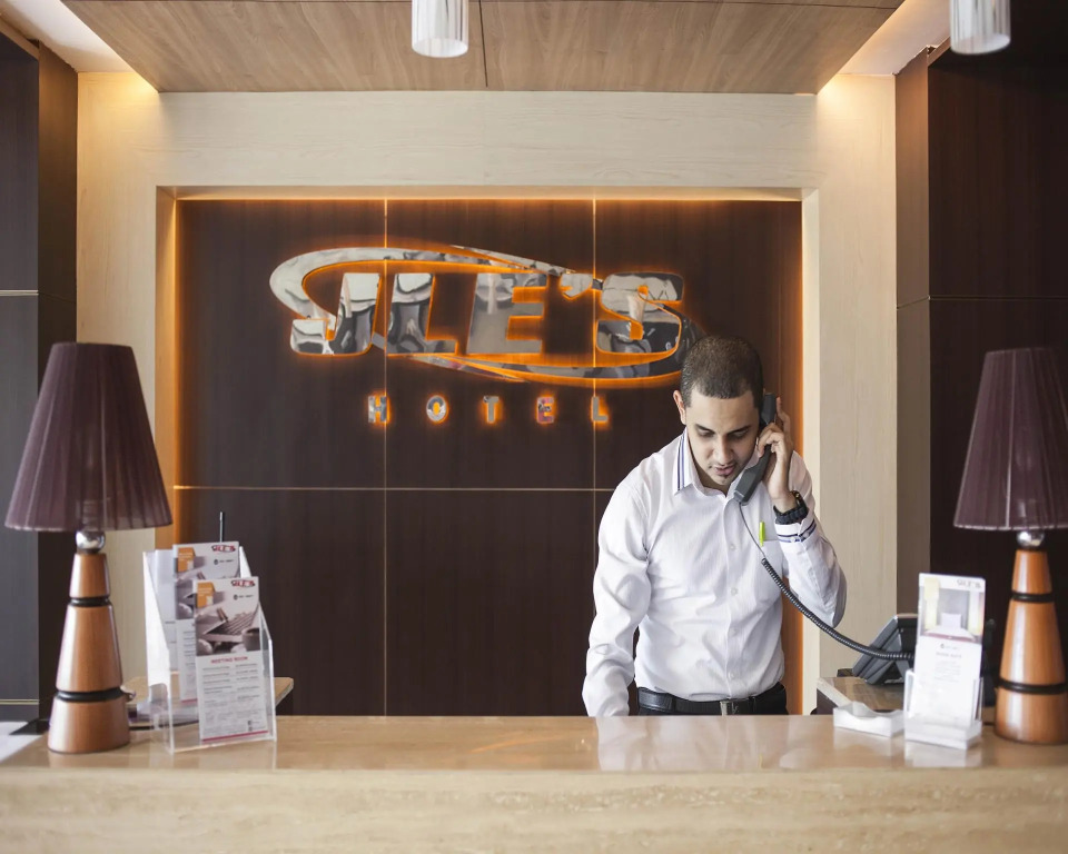 JLES Hotel