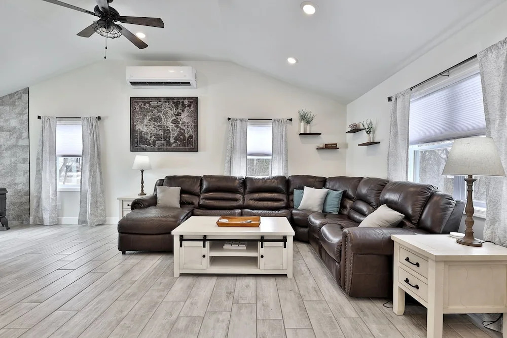 Rutlands Hidden Gem- 2 BR 1BA Renovated Home Close to Everything home