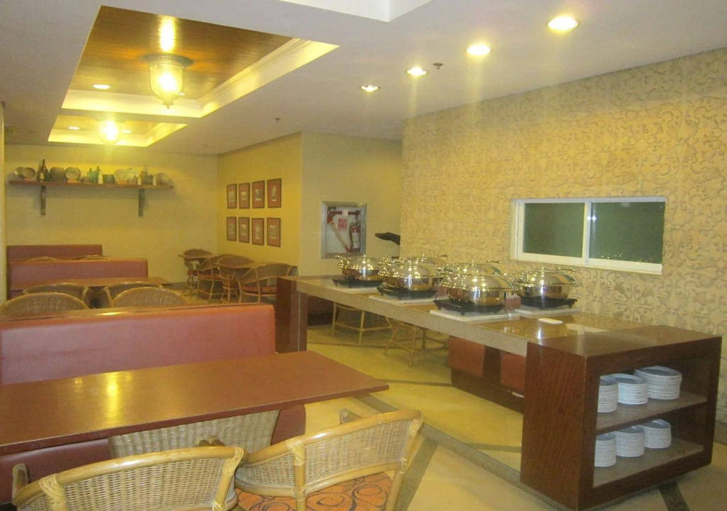Crown Regency Prince Resort