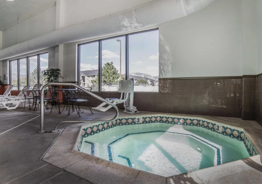 Comfort Suites Ogden Conference Center