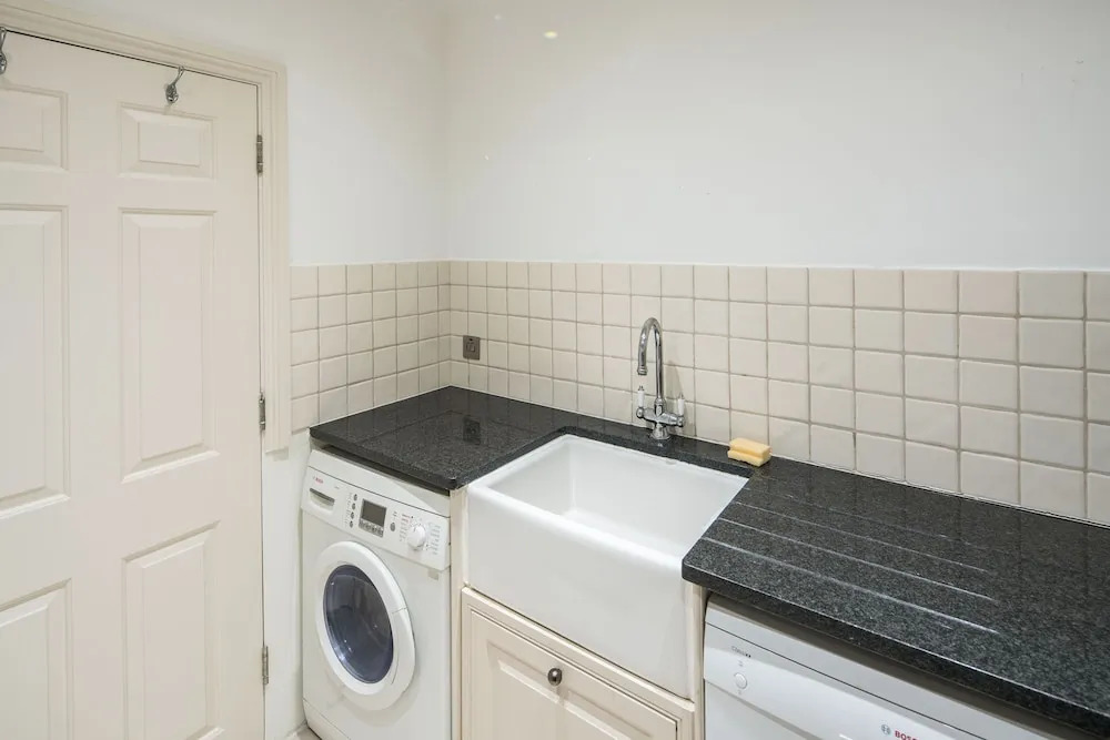 Remarkable 2-bed Apartment in London