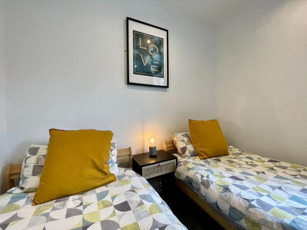3 Person Apartment in City Centre