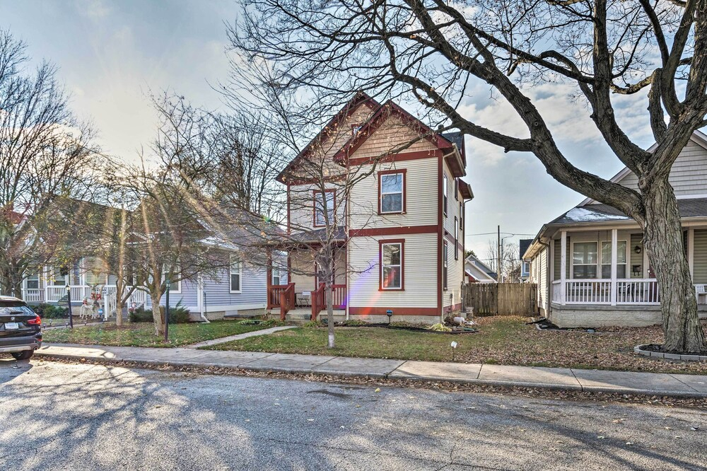 Cozy Indianapolis Home w/ Private Hot Tub!