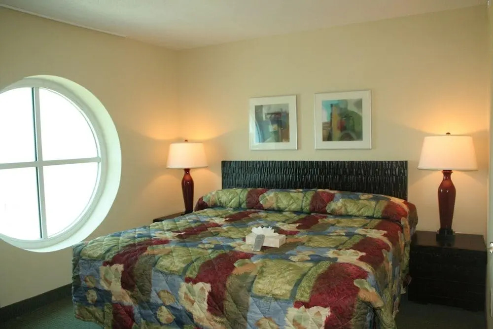 Seaside Resort by Capital Vacations