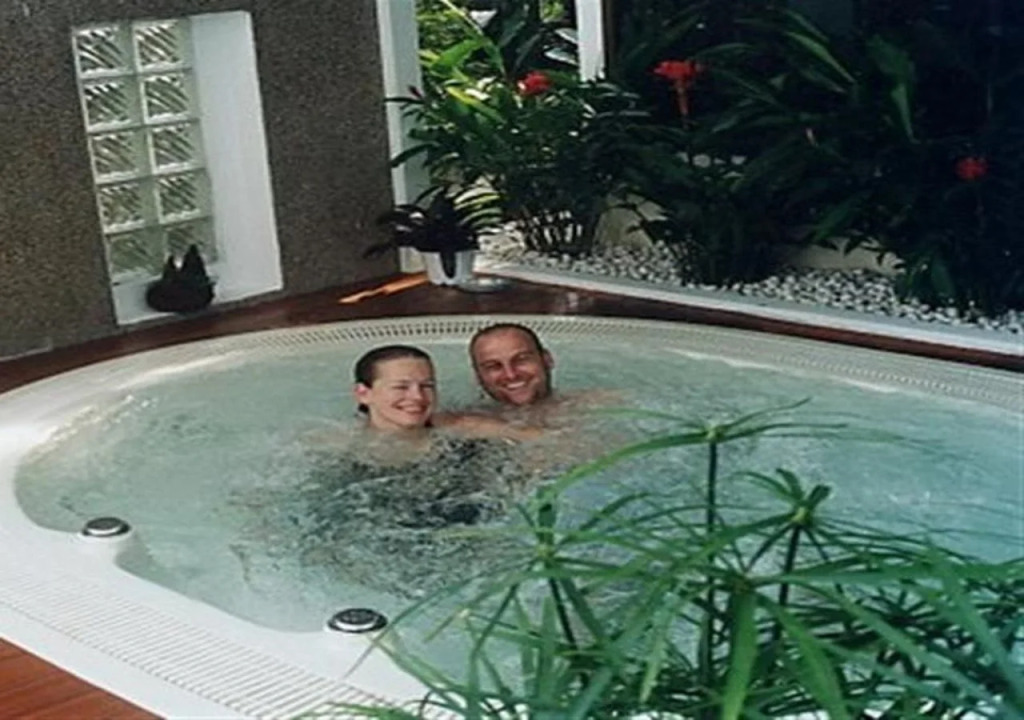 Tarin Hotel