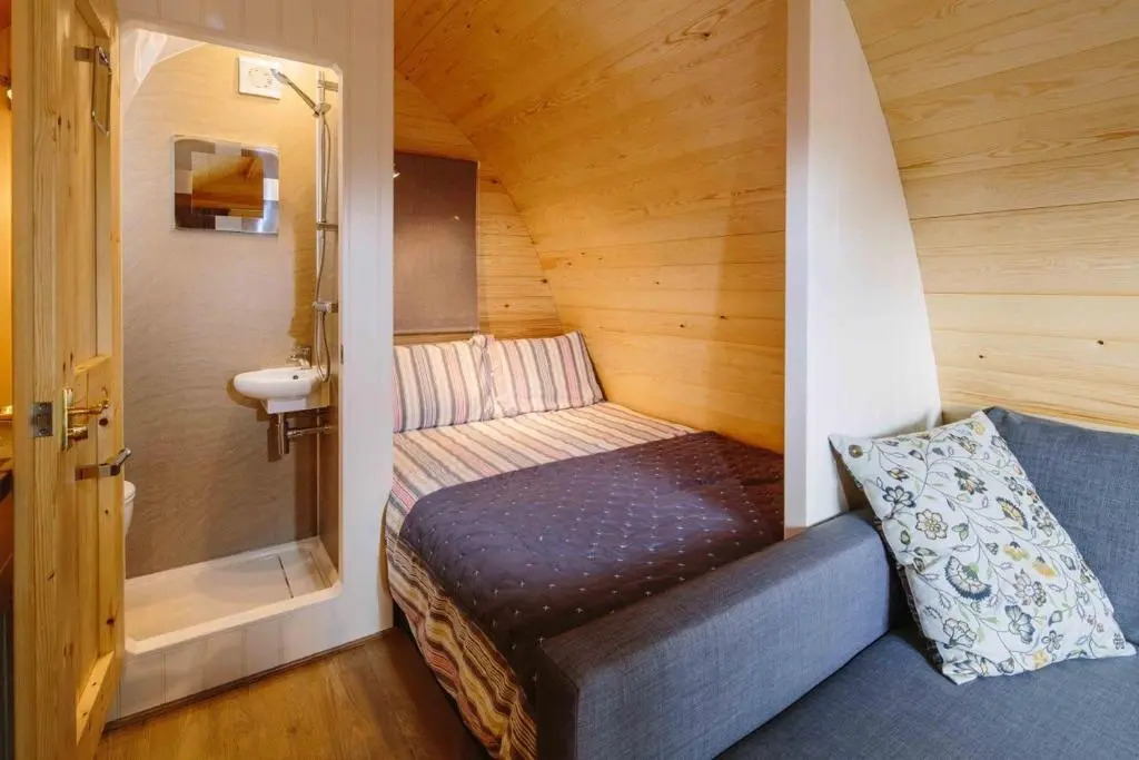 Buttercup Glamping Pod