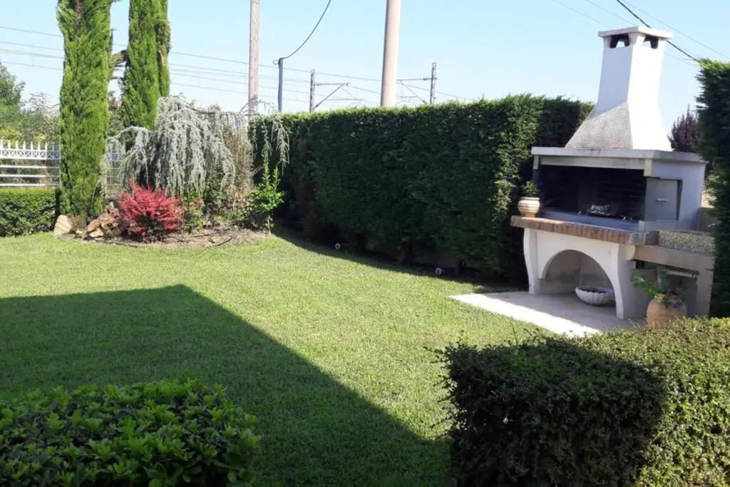 Luxurious Garden House Between Aegean & Olympus