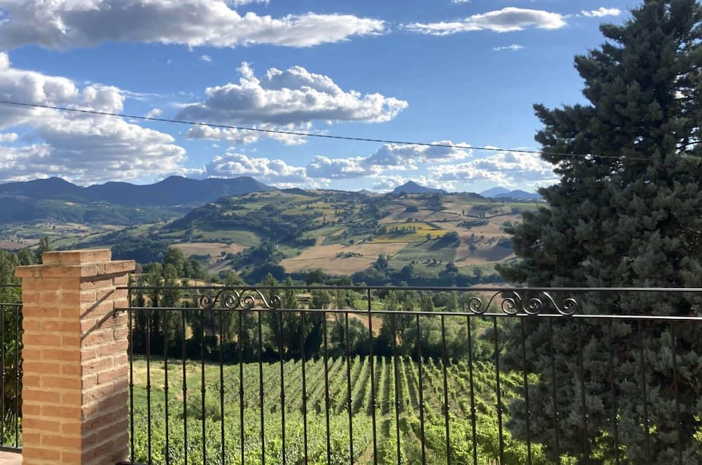 Villa Verdicchio - B&B with wellness for winelovers