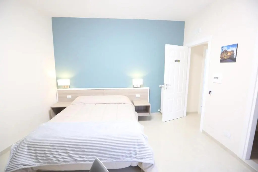 COSTA APARTMENT NAPLES