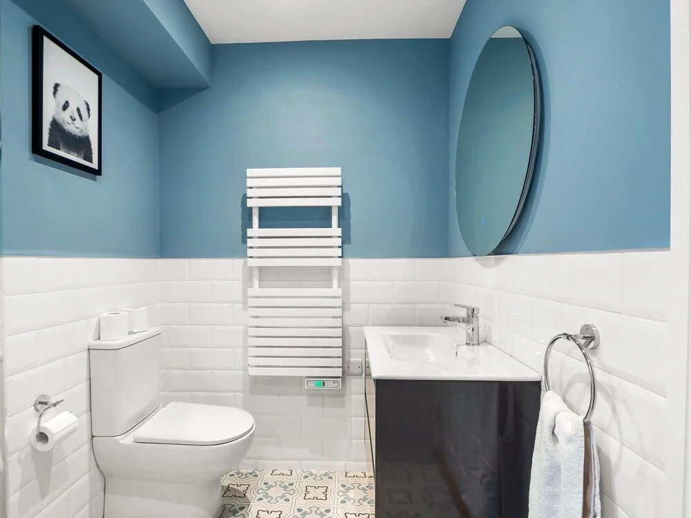"The Courtyard @ Clifden Boutique Apartments"