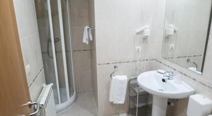 HOTEL EL ROBLE PALENTINO
