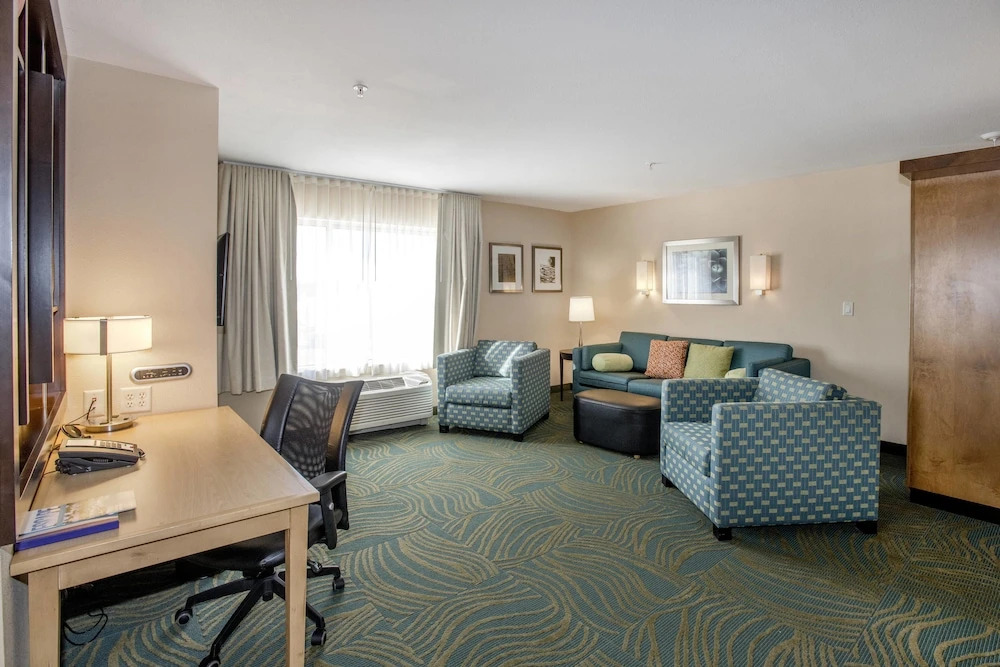 Springhill Suites by Marriott Pueblo Downtown