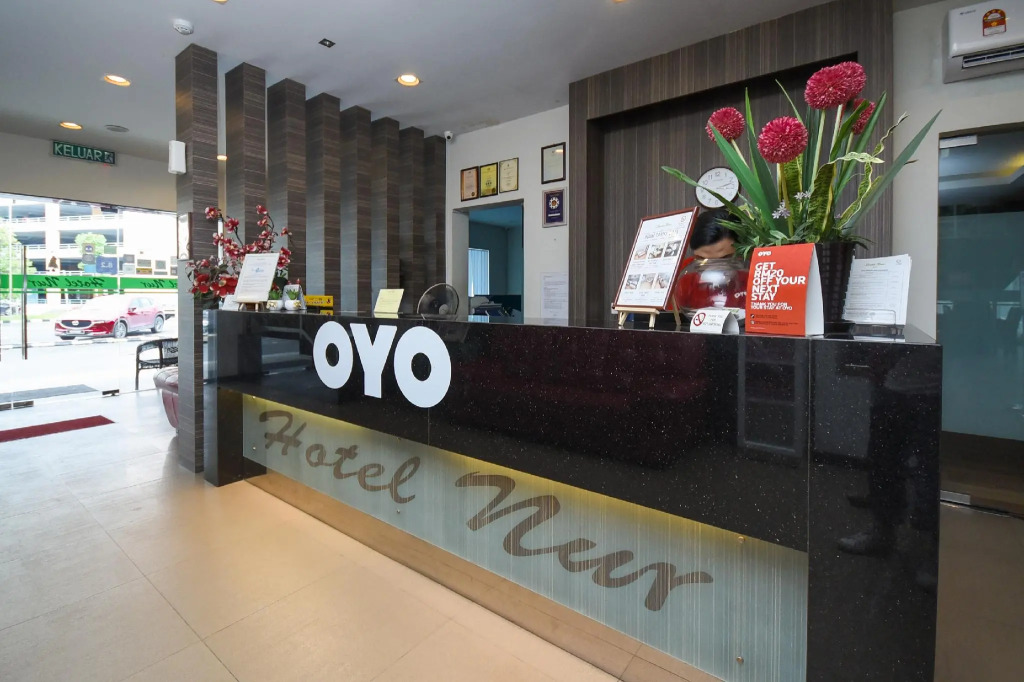 Hotel Nur Miri