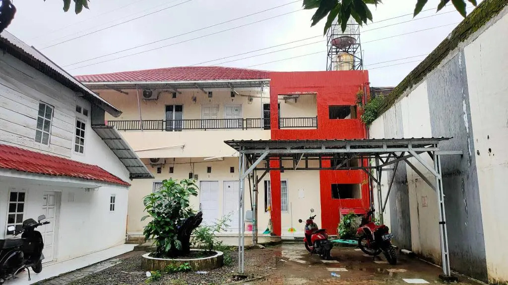 OYO 90090 Adhyaksa Syariah Guest House