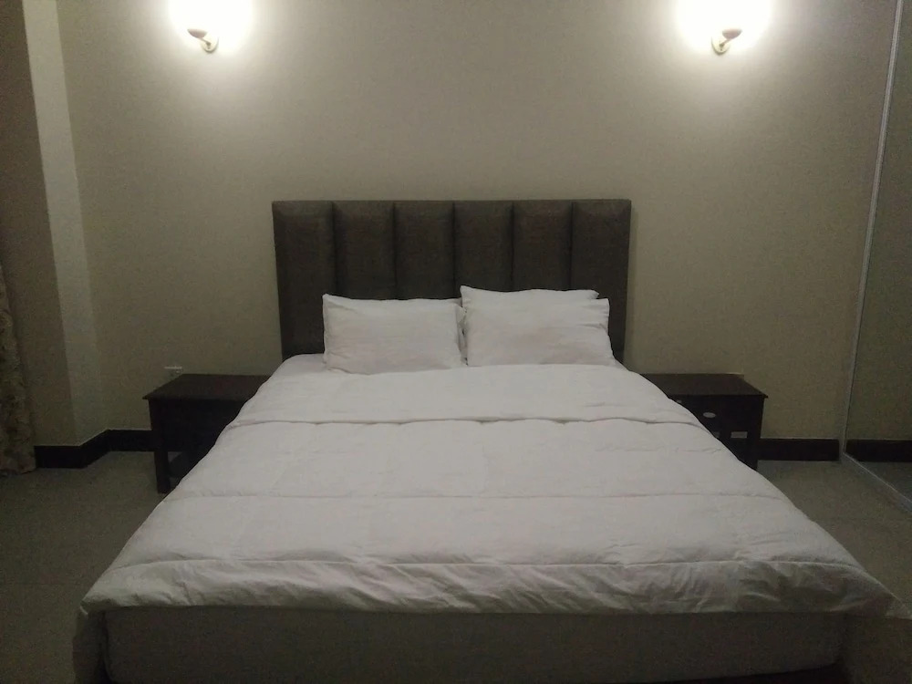 Crescatcity Apartments