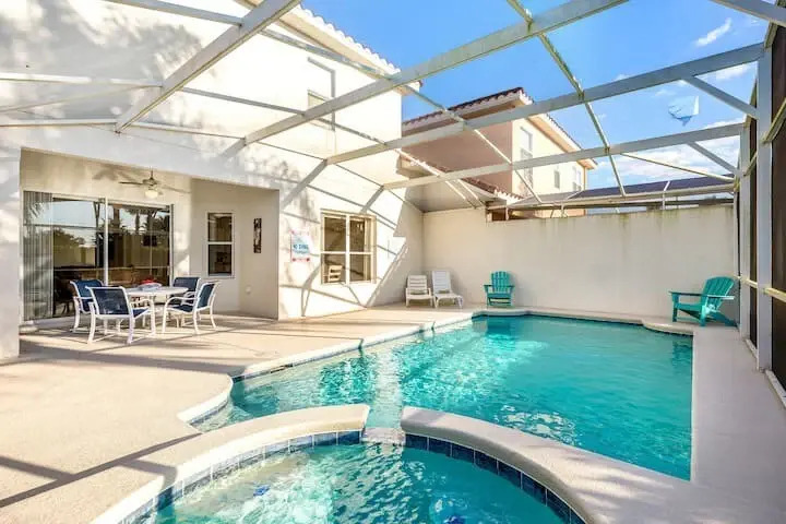 Disney - Large 5 Bedroom Gated Mediterranean Home, Davenport, US