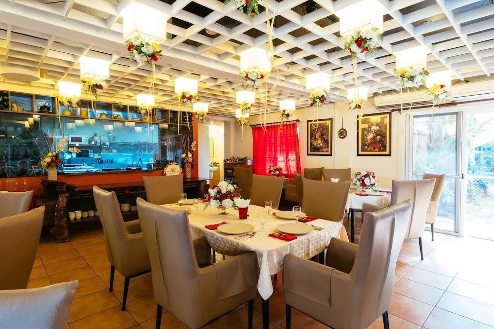 RedDoorz Plus near Abreeza Mall Davao