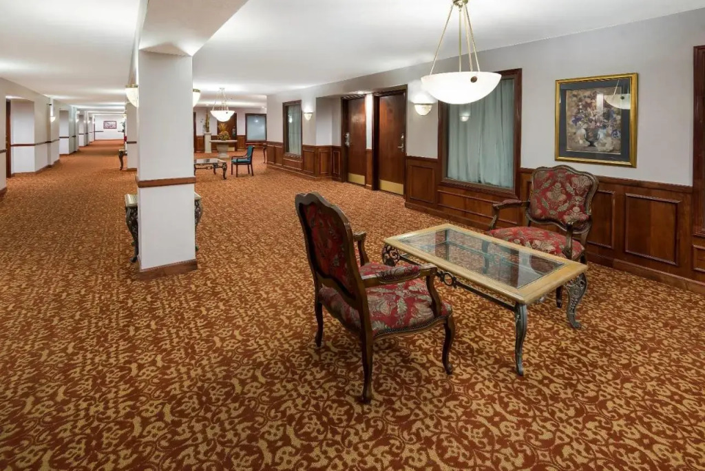 Best Western Cincinnati West Inn & Suite