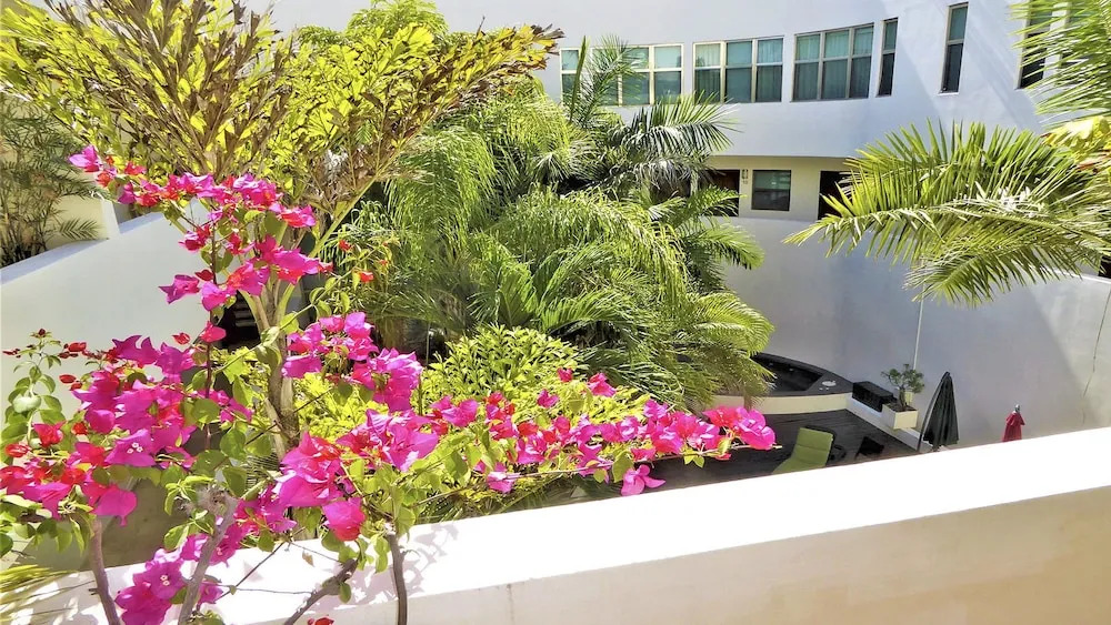 Royal Oasis Condo by PRP