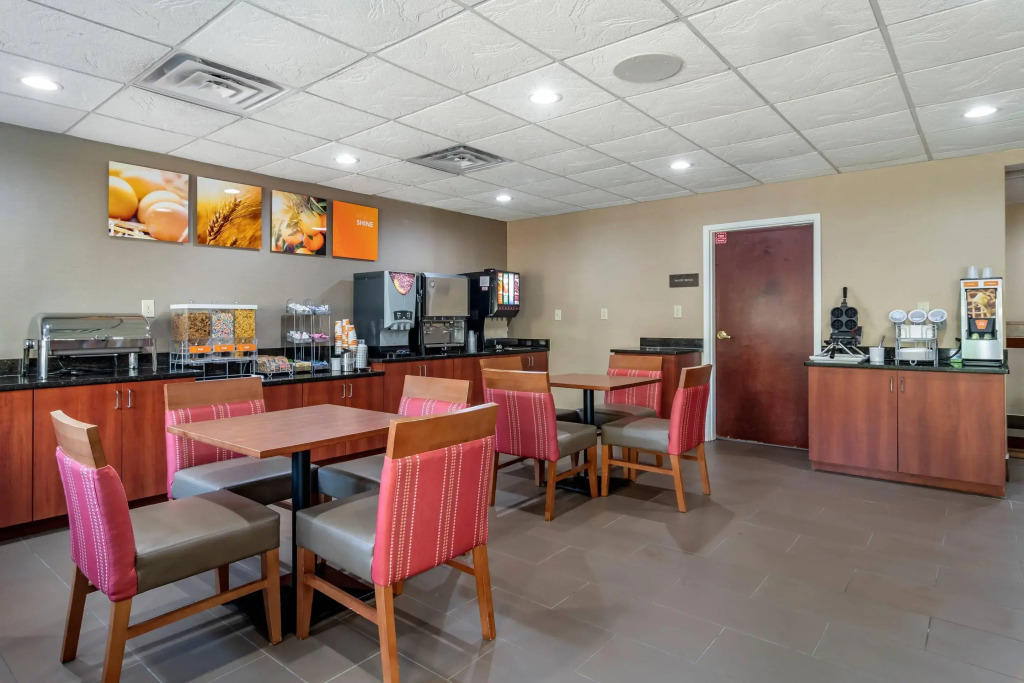 Comfort Suites Woodstock - Atlanta North