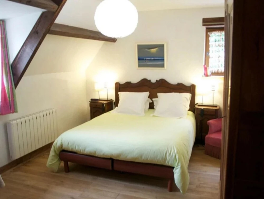 Villa With 5 Bedrooms in Les Eyzies-de-tayac-sireuil, With Private Poo