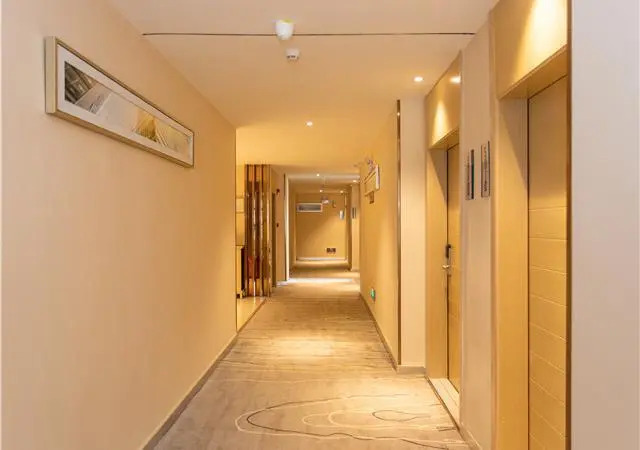 City Comfort Inn Maoming Xinyi Yudu Park