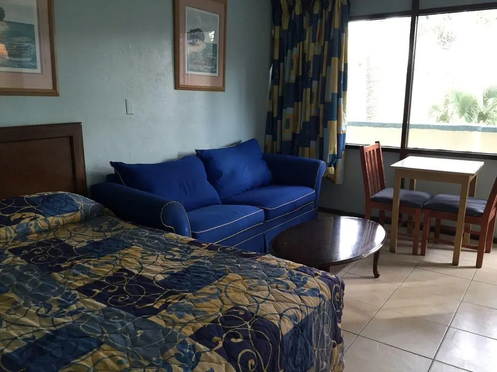 Calypso Motor Inn