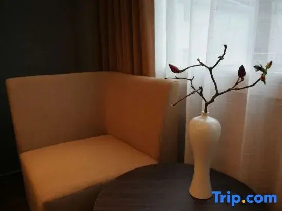 Oriental Charm Hotel (Gutian Site Tourist Center Branch)