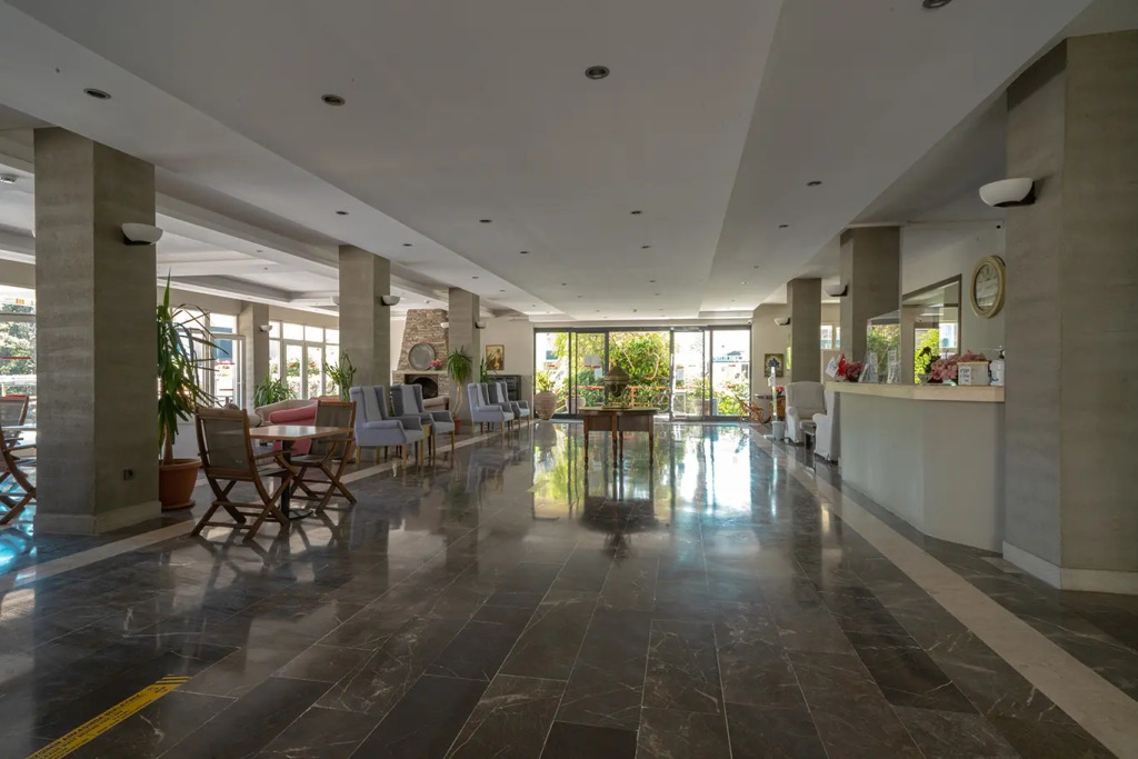Begonville Hotel