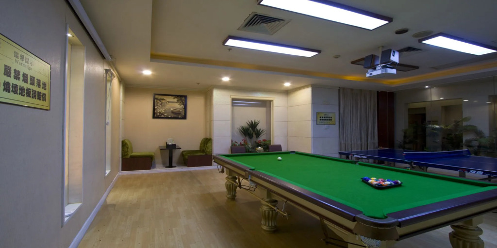 Shenzhen Kaili Hotel, Guomao Shopping Mall