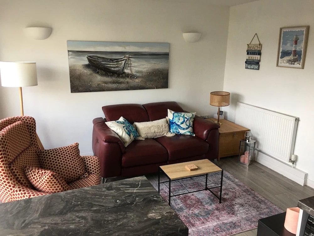 Torpoint - Apartment - Sleeps4 - Seaside - Parking