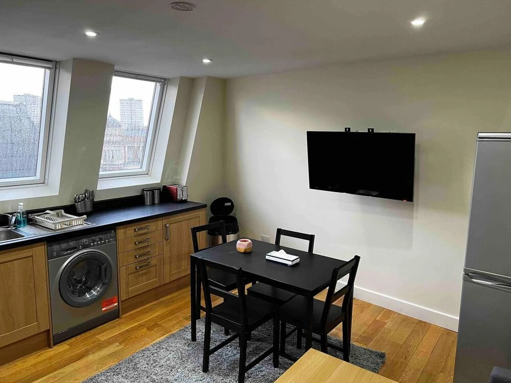 Lovely 3-bed Flat in London