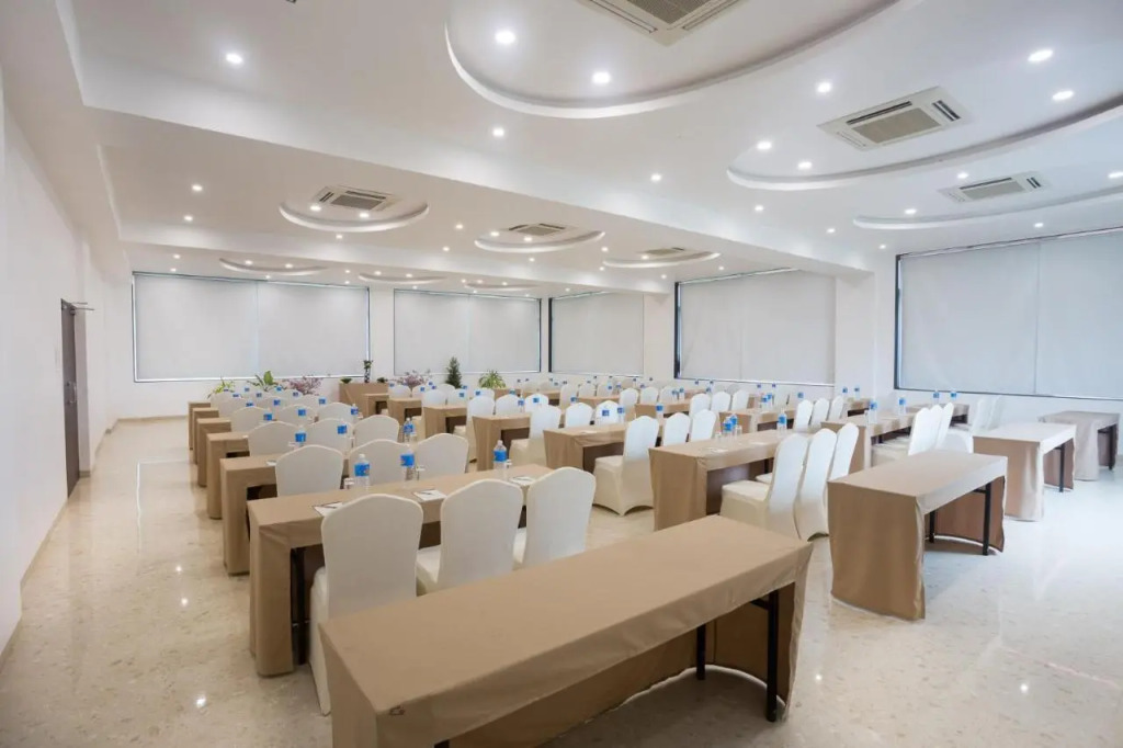 Diwatel Grande Resort, Managed By Confraworld Hospitality