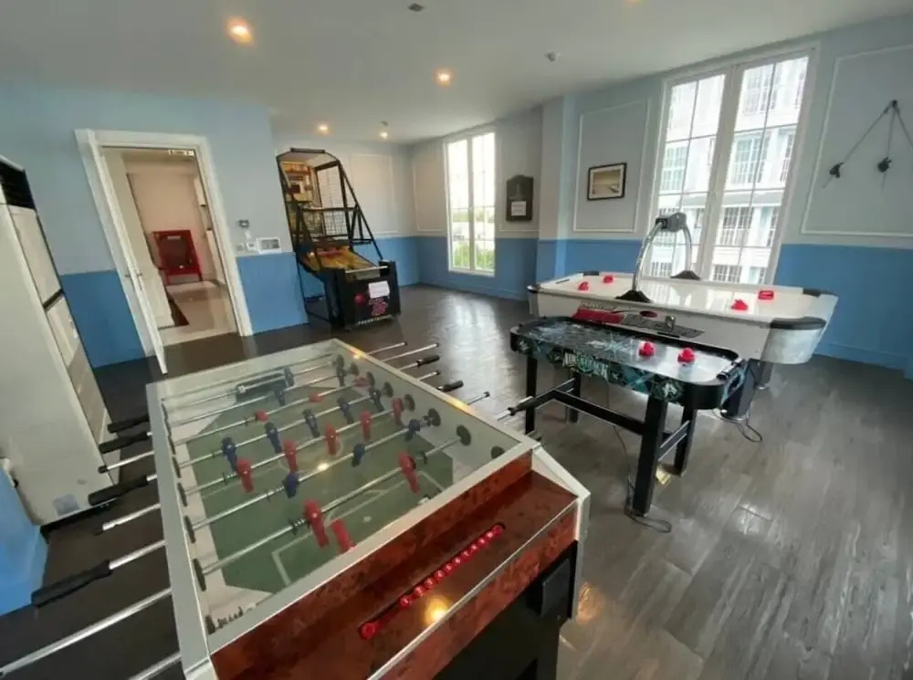 Luxury 1 Bedroom condo CloseToBeach G411