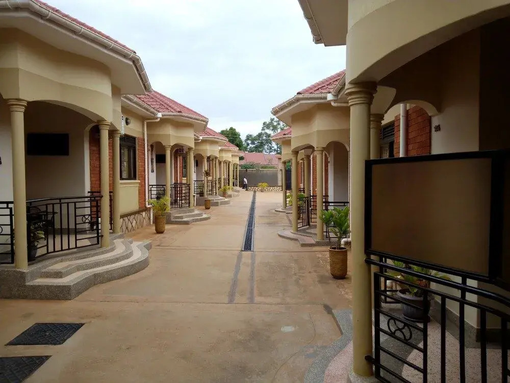 J&J Hotel Apartments