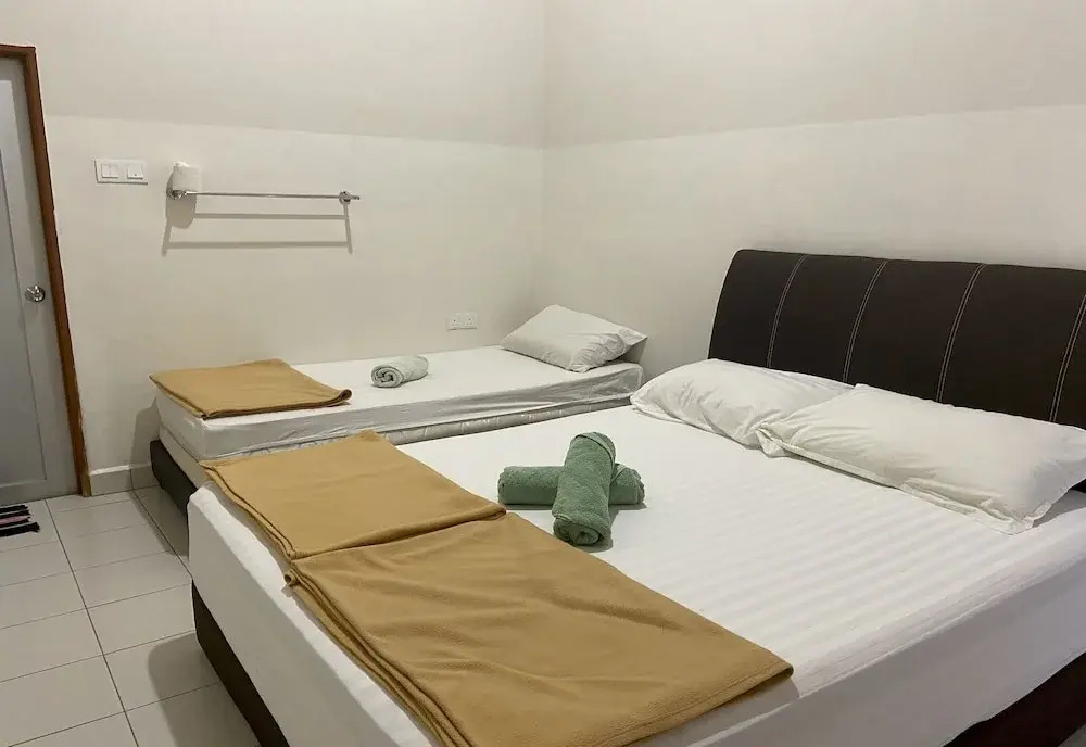 OYO 90971 Pollock Homestay