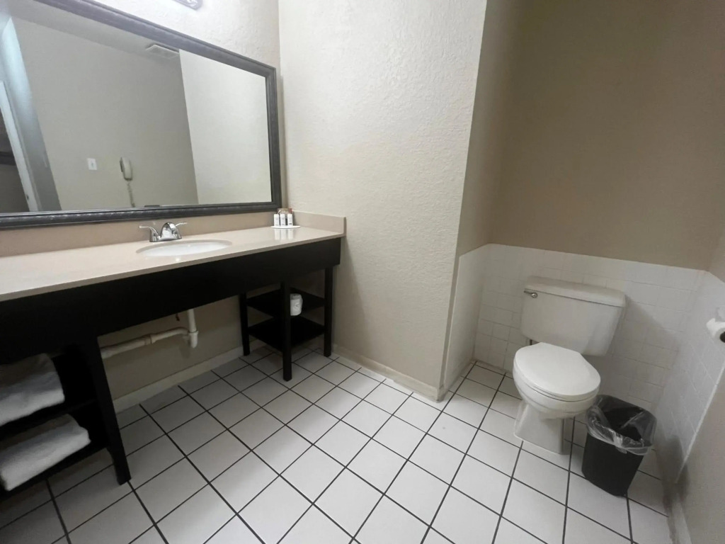 Studio 6 Houston, TX - Westchase