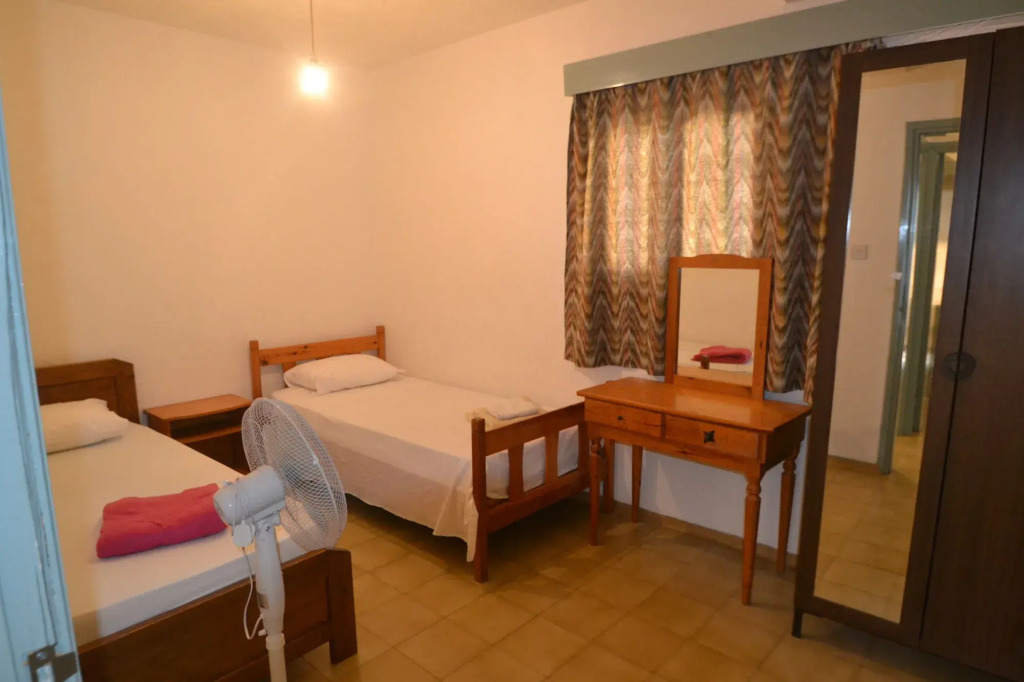 Napa Blue Apartment, XXL Pool,in Hearth of Ayia Napa