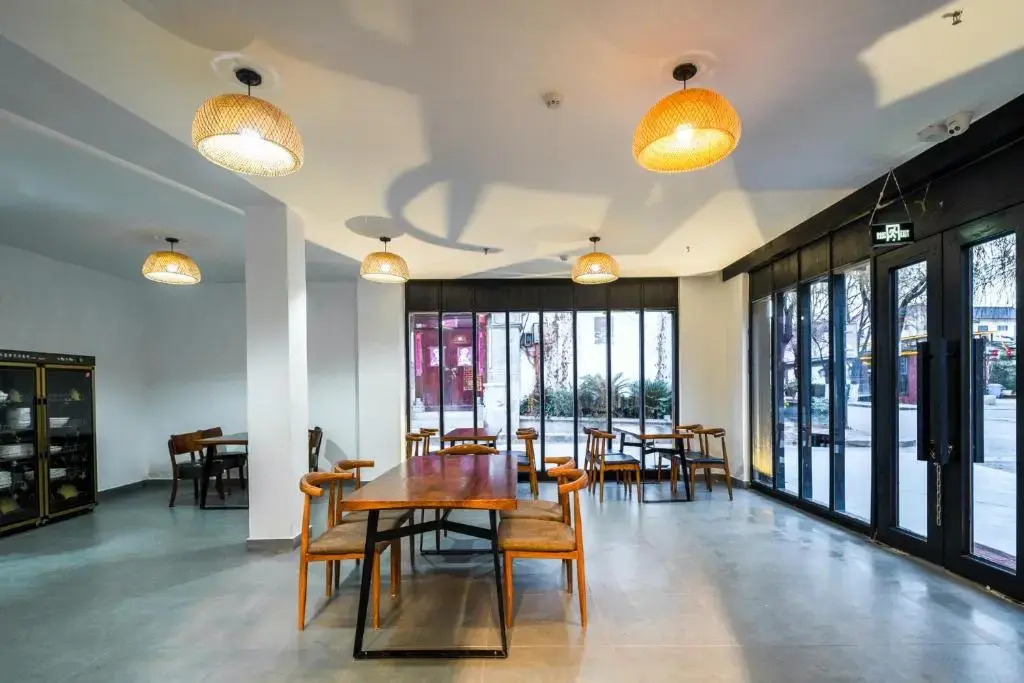 Lijiang Gemmer Hotel