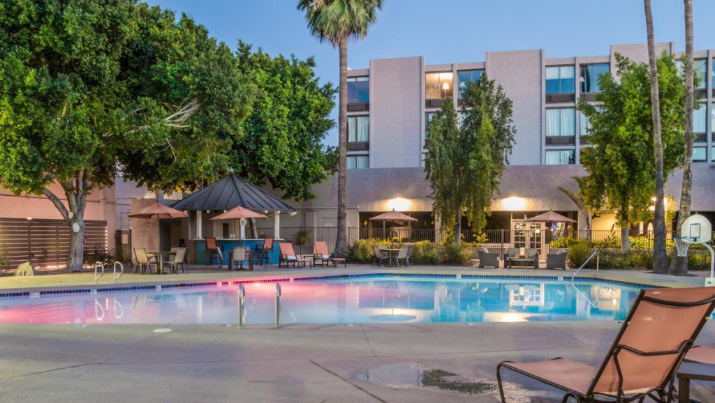 Days Inn Phoenix And Conference Center