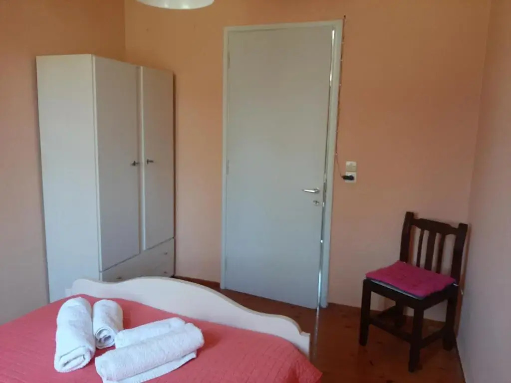 Giorgos House