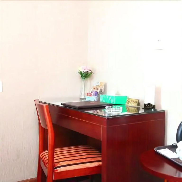 Yuanheng Business Hostel