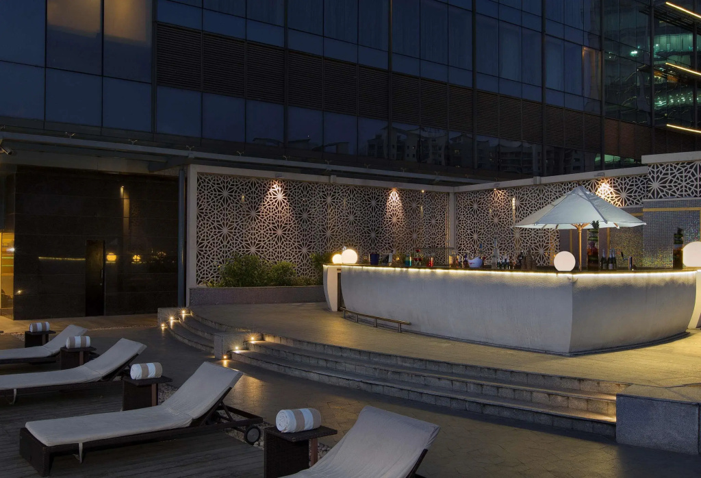 Sheraton Grand Bangalore Hotel at Brigade Gateway