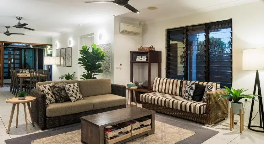 Trito Oceans Edge Luxury House