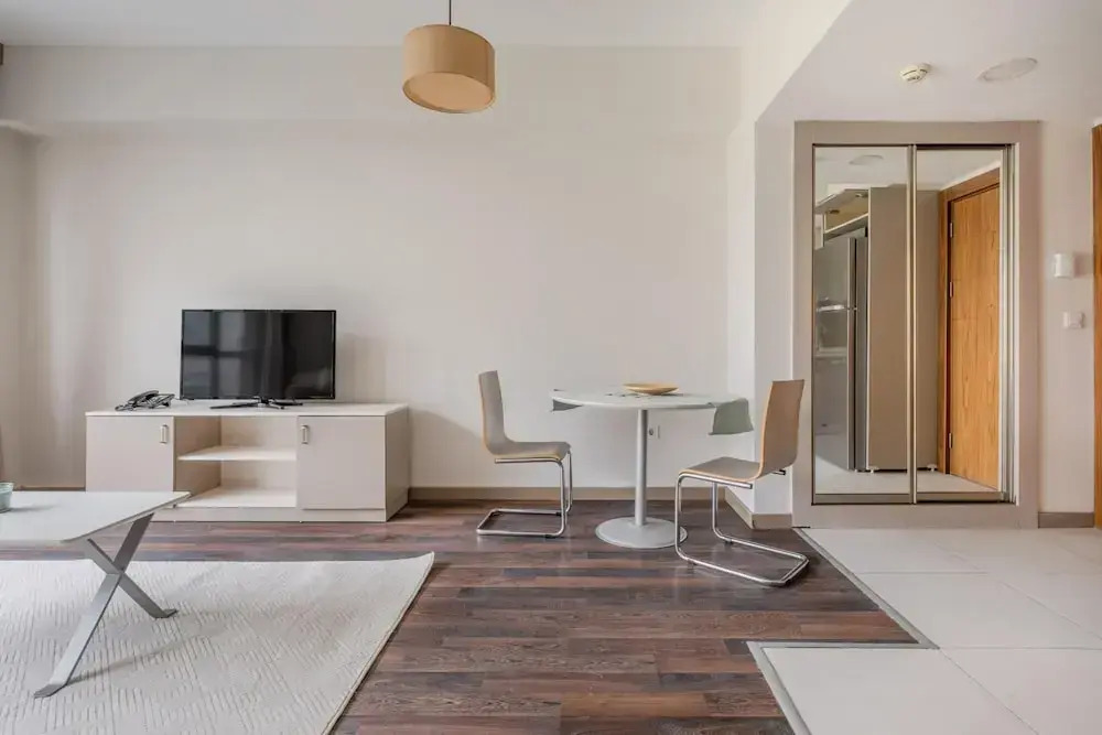 Residence 5 min to Metro 30 min to IST Airport