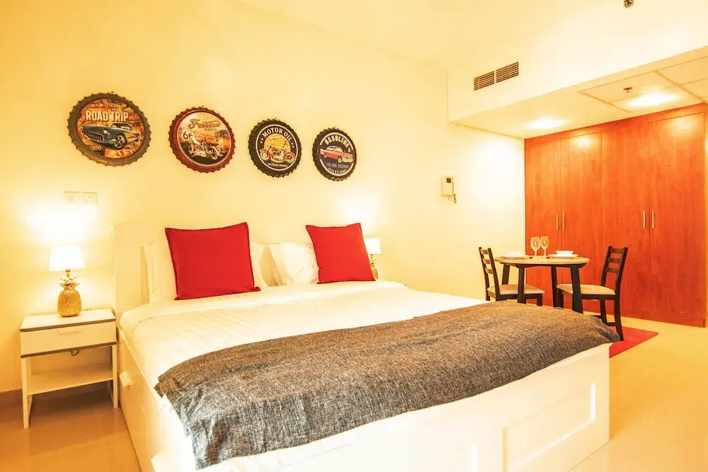 Lux BnB Park Towers Stylsih Studio