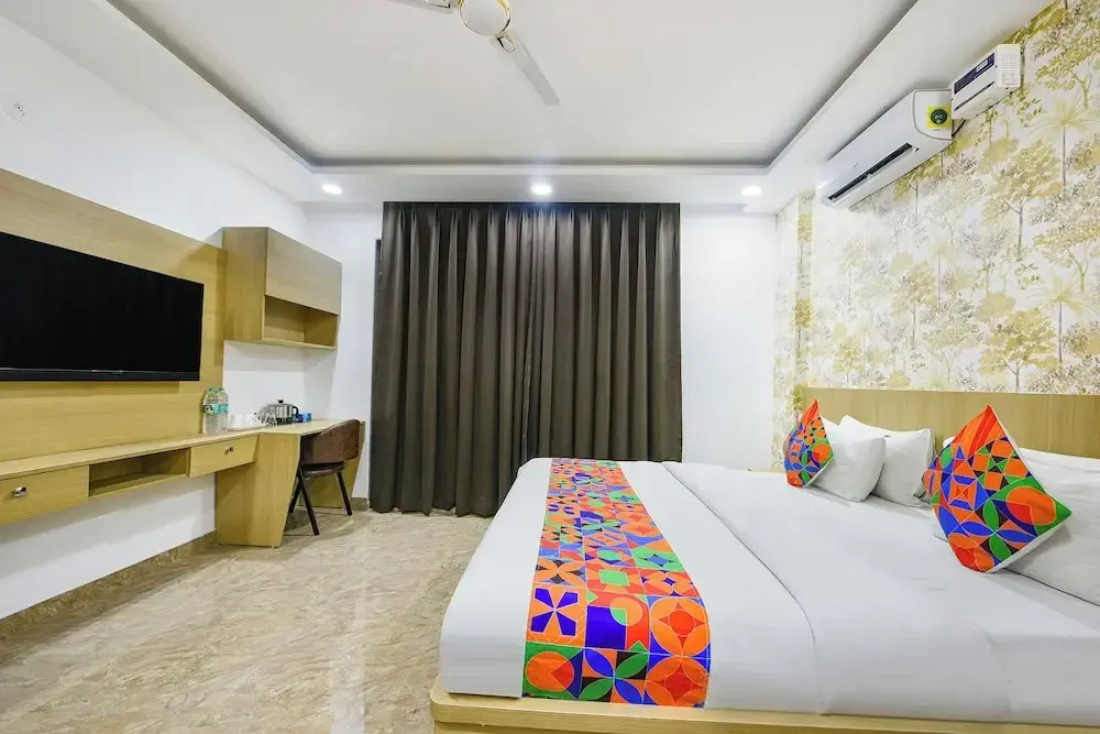 Luxe 8 Stayz